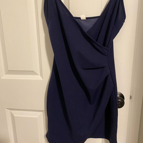 Navy Ruched Side Asymmetrical V Neck Bodycon Cami Dress‎ - Size Medium - Picture 3 of 7